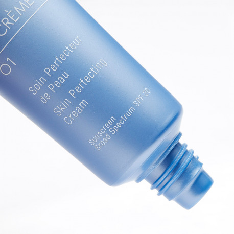 CC CREME SOIN PERFECTEUR DE PEAU - 01